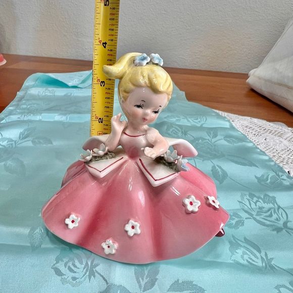 Lefton Exclusives Vintage Figurine # 2821, Lefton Ceramic Figurine, Japan Doll - Picture 2 of 9